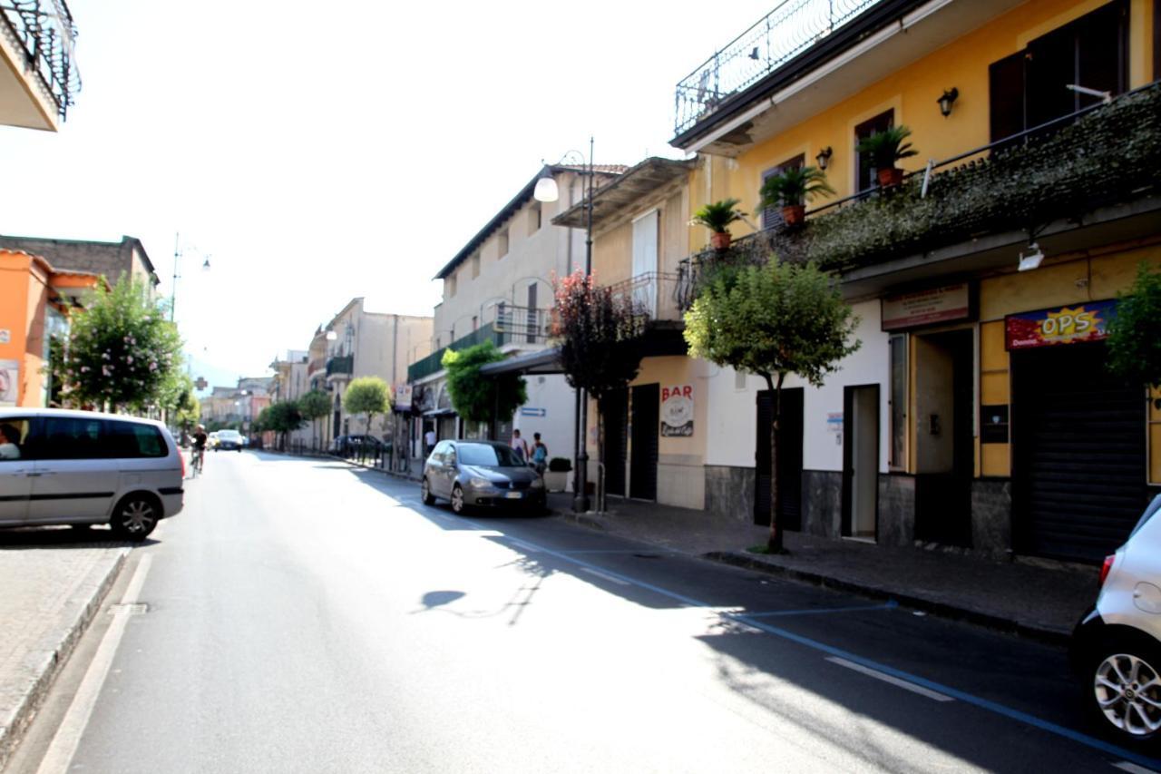 Giulia's house apartments SantʼAntonio Abate Extérieur photo
